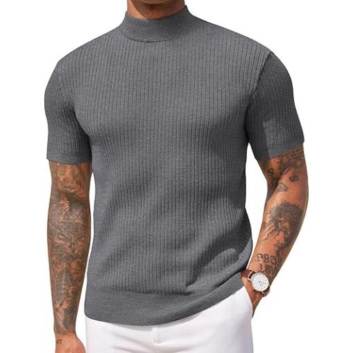 Haut homme chic texturé à col montant, style élégant et moderne. Idéal pour look casual ou sophistiqué.