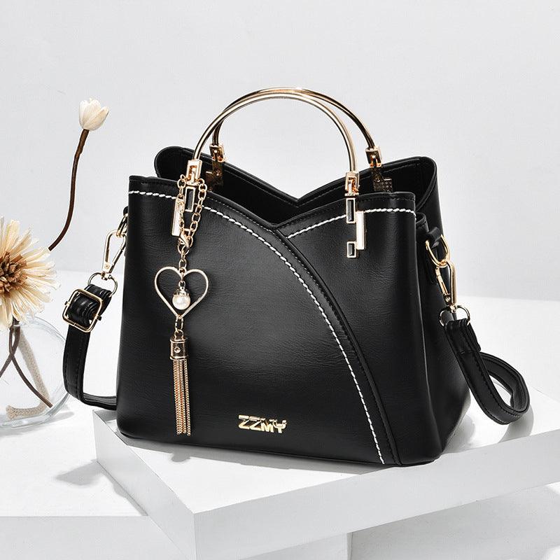 Sac fourre-tout en cuir élégant pour femme, design moderne et chic, parfait accessoire de mode.