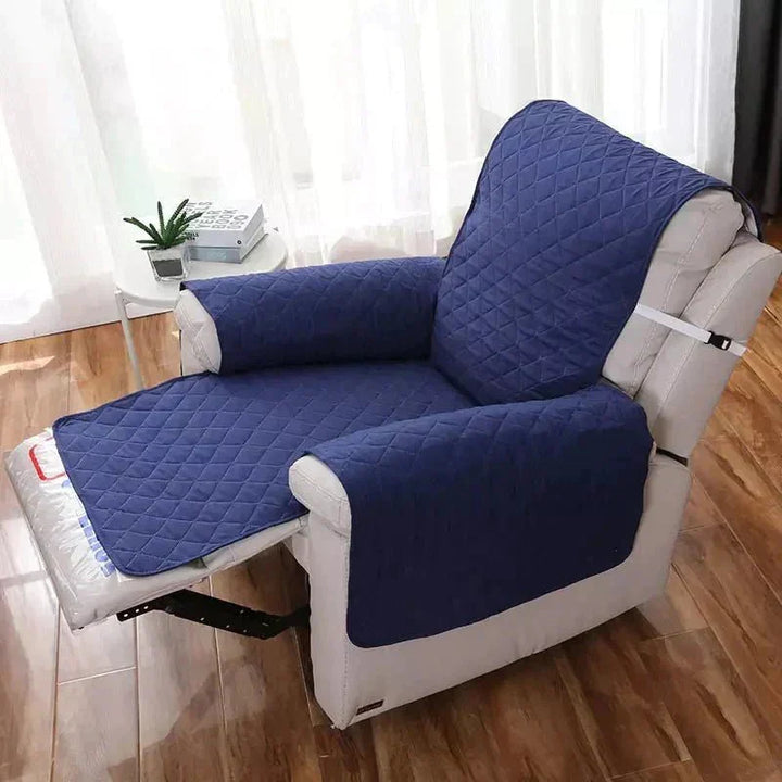 Housse de fauteuil extensible texturée, ajoute du confort et une esthétique moderne au salon.
