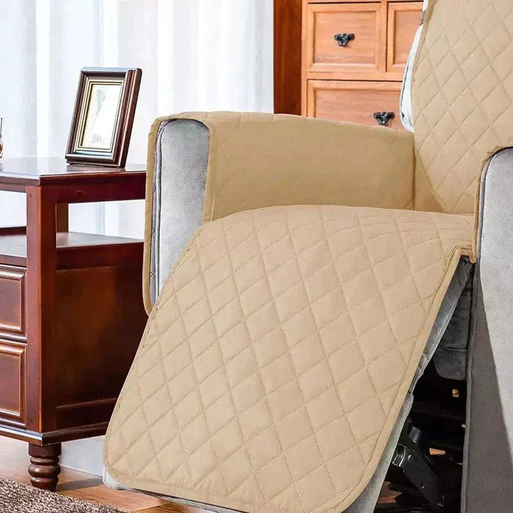 Housse de fauteuil lavable, extensible et confortable, idéale pour les maisons avec enfants et animaux.