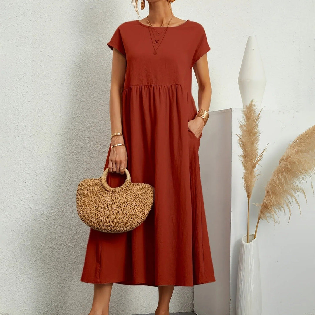 Robe chic Catherine pour femmes, style essentiel fluide et confortable, parfaite multisaison.