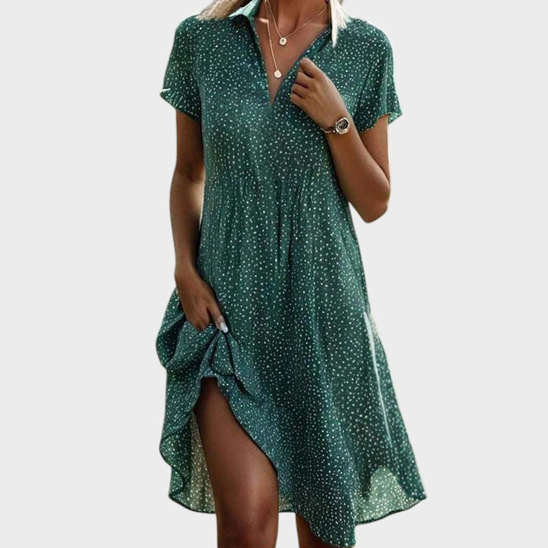 Robe midi fluide femme à pois, col V, manches courtes. Idéale pour l'été, look élégant et décontracté.