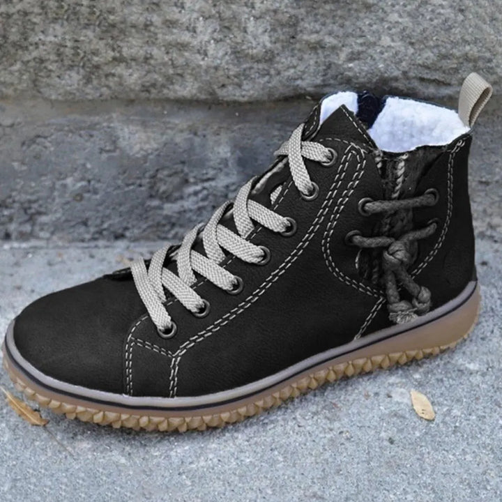 Bottines femme chaudes et confortables, style hivernal élégant. Parfaites pour garder les pieds au chaud en mode.