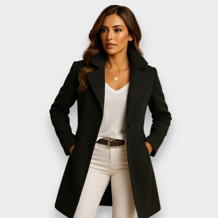 Manteau long élégant pour femme, idéal pour l'hiver et l'automne. Veste chic et confortable pour la mode féminine.