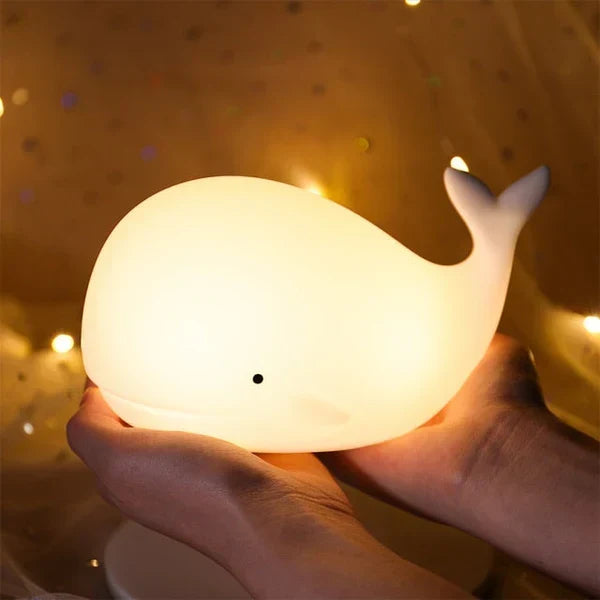 Lampe de nuit LED baleine, veilleuse apaisante à couleurs changeantes pour les enfants et les bébés.