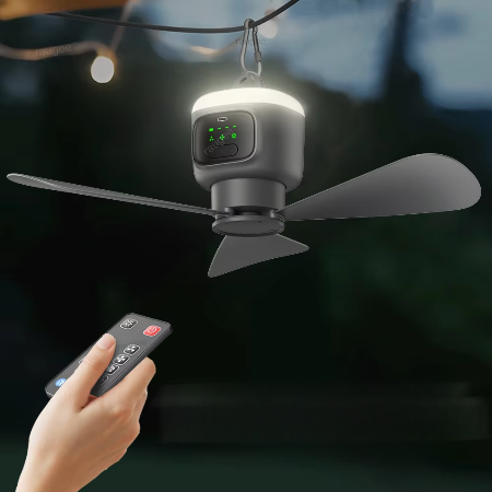 Ventilateur de plafond extérieur, rechargeable et portable, apporte fraîcheur et lumière LED à votre terrasse ou jardin.
