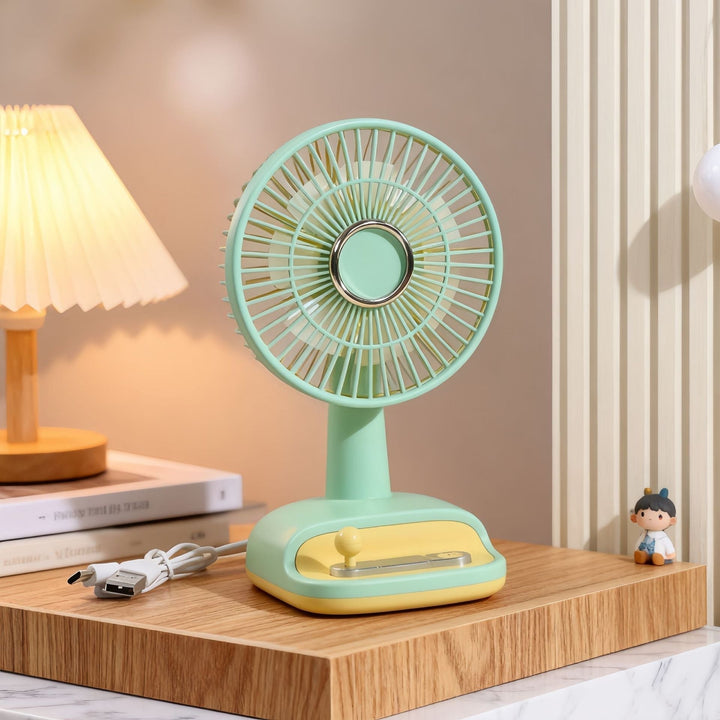 Mini ventilateur USB portable pour bureau. Refroidissement silencieux et efficace, parfait pour l'été.