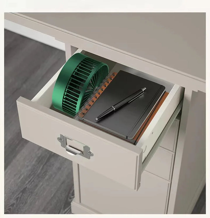 Petit ventilateur USB 6" télescopique, pliable et rechargeable, 3 vitesses pour bureau ou voyage.