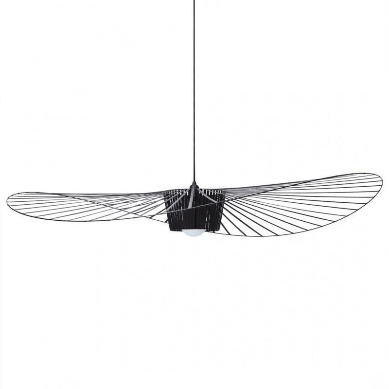 Lampe suspendue design moderne pour éclairage intérieur élégant. Parfait pour salon ou salle à manger.