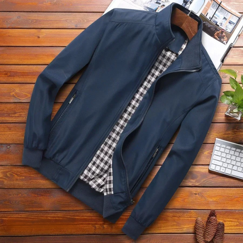 Veste d'été homme élégante coupe-vent bleu marine, légère, idéale pour la ville et les sorties décontractées.