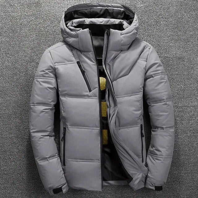 Veste de ski homme chaude et décontractée pour confort optimal en montagne, idéale sports d'hiver et neige.