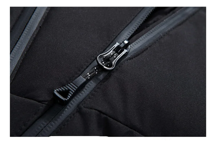 Blouson de ski homme décontracté, idéal pour l'hiver et les activités en montagne. Chaleur garantie sur les pistes.