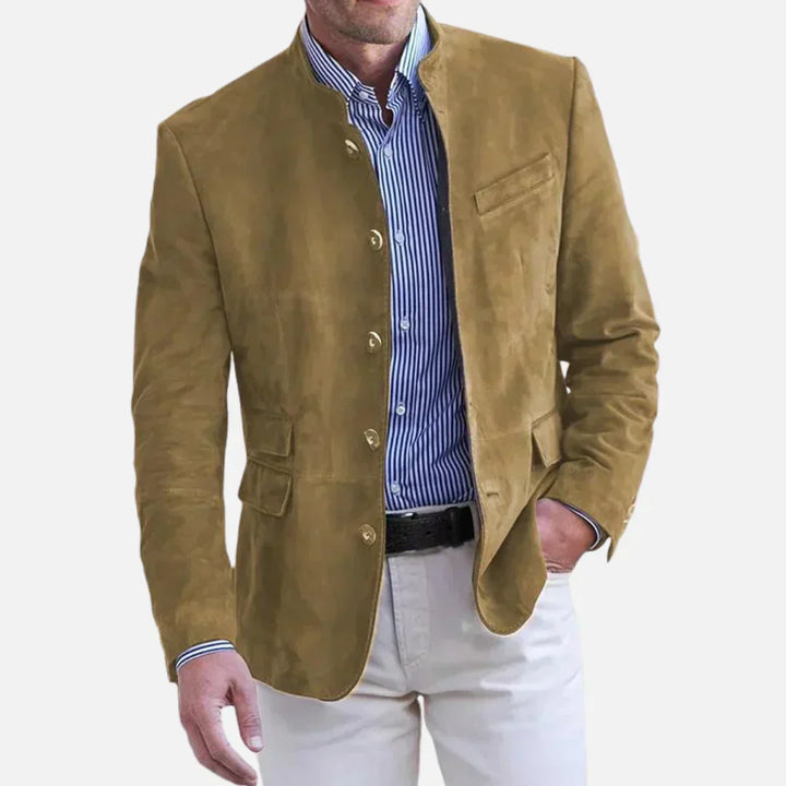 Veste classique homme italienne, coupe parfaite, élégance intemporelle pour tenue formelle ou chic décontracté.