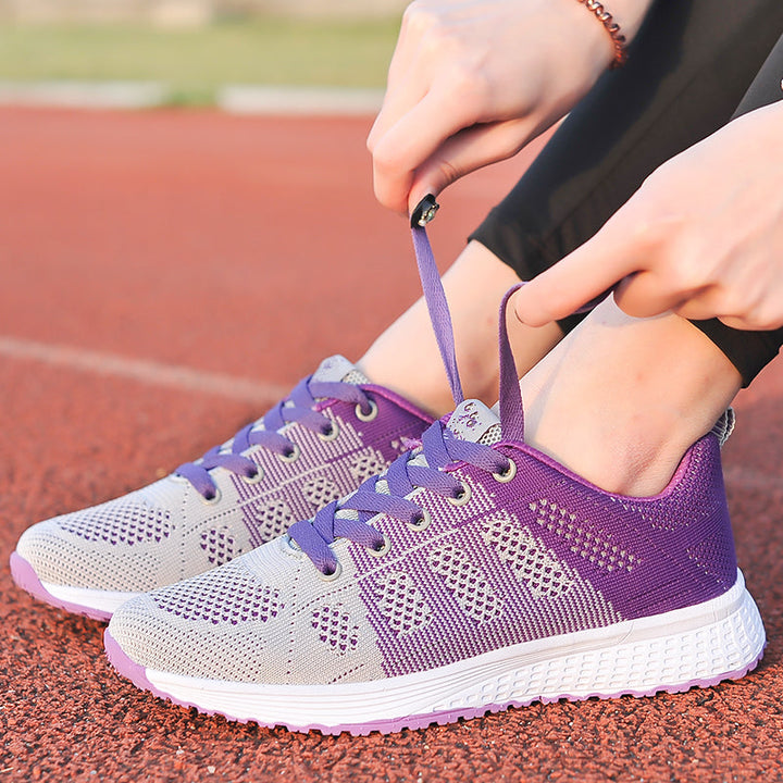 Chaussures de marche femme offrant une excellente ventilation et un confort absolu.