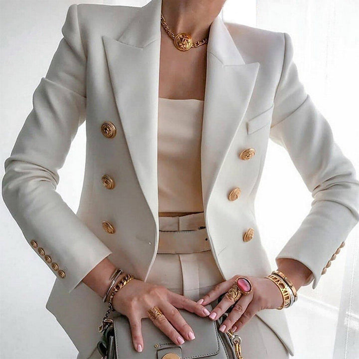 Blazer femme décontracté, chic et polyvalent pour un look élégant au quotidien. Mode femme.