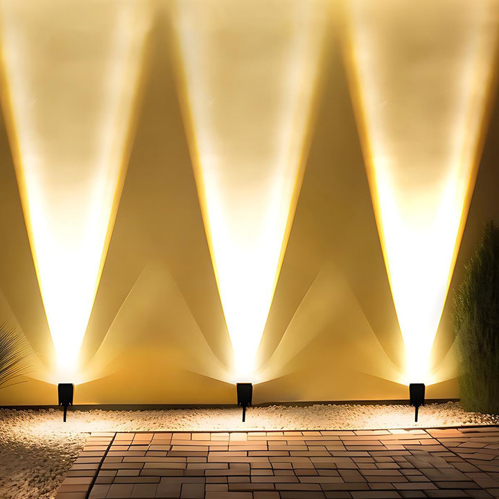 Éclairage de jardin sans fil rechargeable, spot solaire LED pour décoration extérieure moderne.