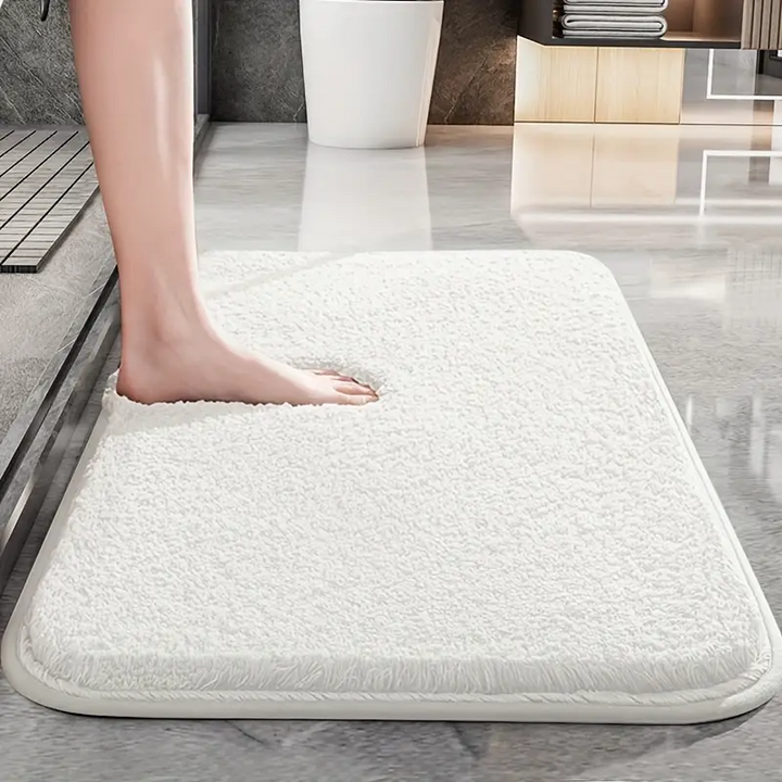 Tapis de bain rectangulaire moelleux et confortable pour la salle de bain, surface épaisse.