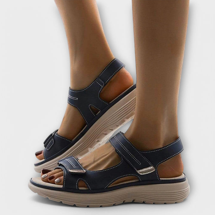 Chaussures femmes Nally pour diabète et arthrite, soutien biomécanique pour bien-être des pieds.