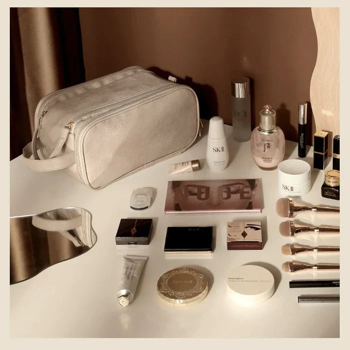 Trousse maquillage BeautéBox, accessoire indispensable pour le rangement et le voyage.