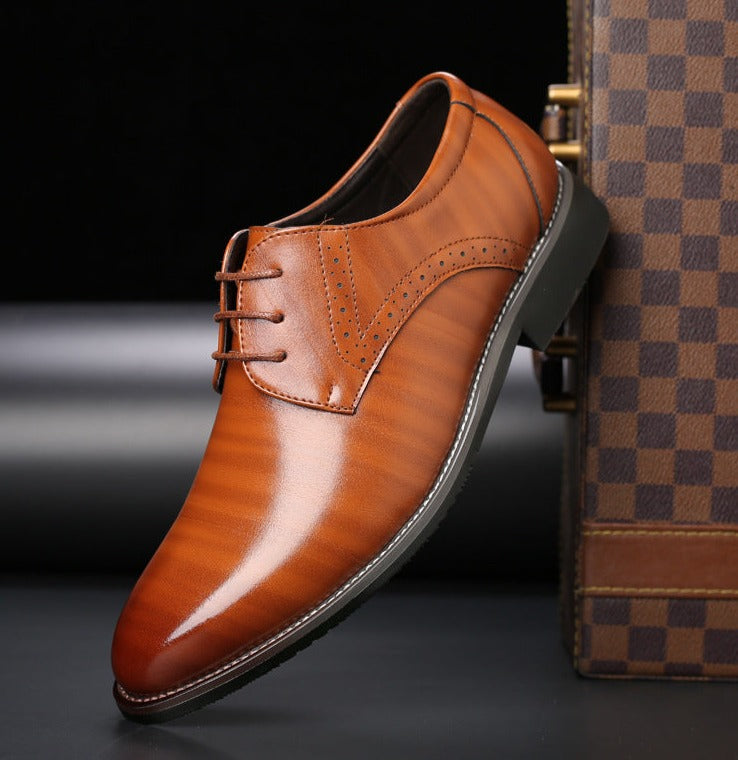Chaussures homme à lacets pour un style décontracté chic ou formel, très confortables au quotidien.
