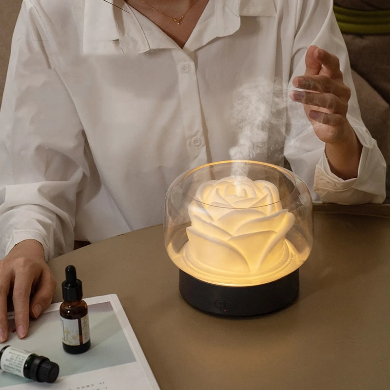 Diffuseur décoratif pour huiles essentielles, créant une ambiance intérieure élégante.