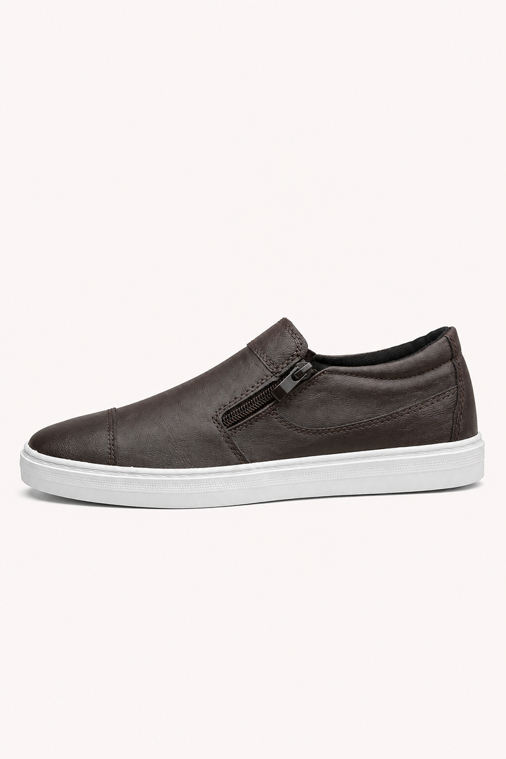 Baskets décontractées homme mode, fermeture éclair latérale, semelle souple pour un confort optimal au printemps.
